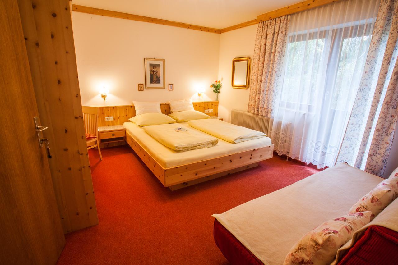 Hotel Haus Petersmann Ramsau am Dachstein Exterior foto